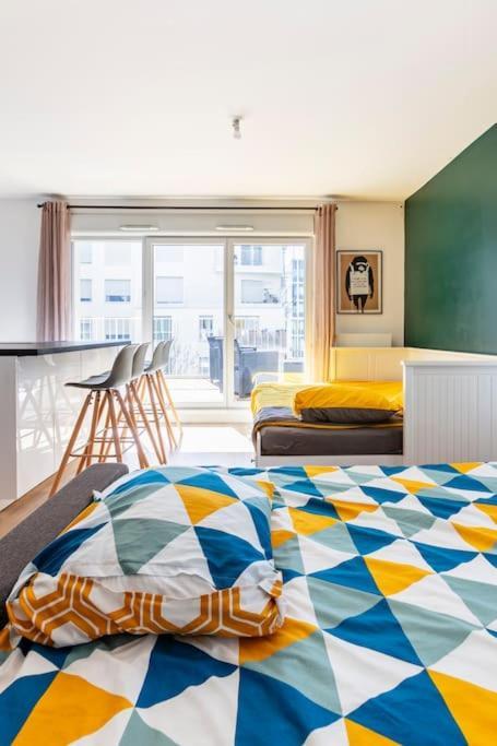Grand Appartement , Paris La Defense Arena, 50 Metres De La Gare, 15 Min Champs Elysees Nanterre Esterno foto