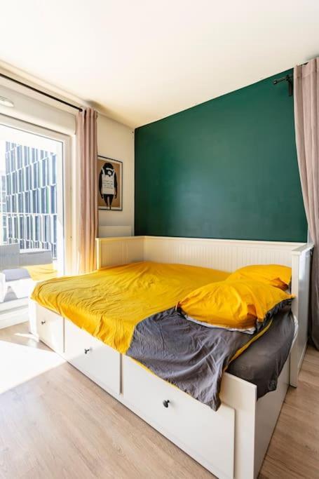 Grand Appartement , Paris La Defense Arena, 50 Metres De La Gare, 15 Min Champs Elysees Nanterre Esterno foto