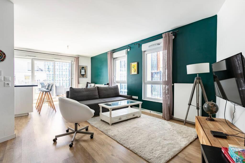 Grand Appartement , Paris La Defense Arena, 50 Metres De La Gare, 15 Min Champs Elysees Nanterre Esterno foto